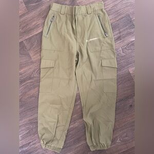 💜Forever 21 Tan Cargo Joggers Relaxed Fit💜